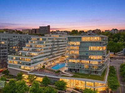 800 Avenue At Port Imperial #806