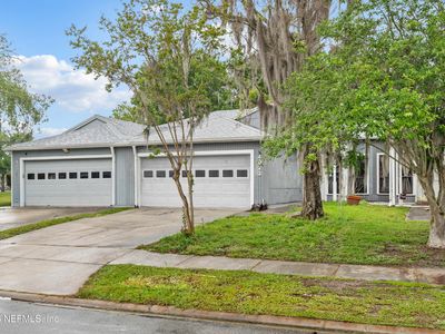 4023 STILLWOOD Drive