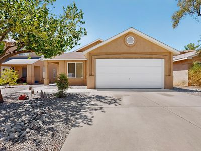 5816 Day Dreamer Rd NW