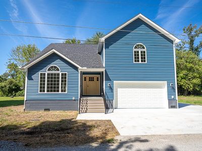 82 Private Drive 220