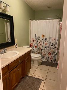 Property at 6065 Val Del Rd, Hahira, GA