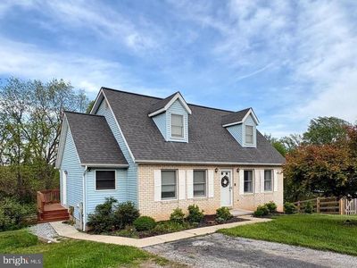 423 London Ct
