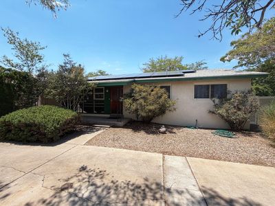 2911 Madeira Dr NE
