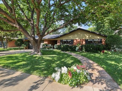 3212 S Austin St