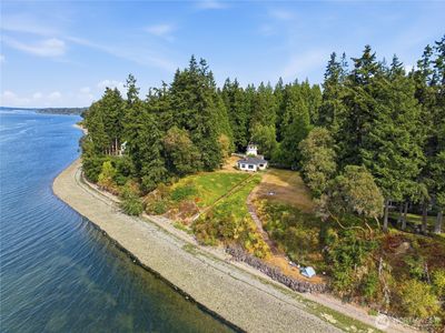 328 NE Oyster Point Drive