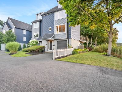 2 Atkinson Dr APT 19