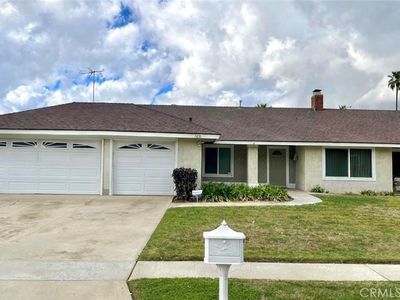 1030 Fallbrook Ave