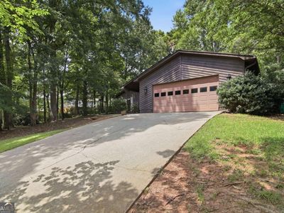 3768 Creekstone Dr