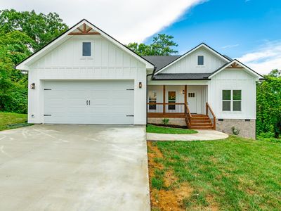 18 Battle Bluff Dr