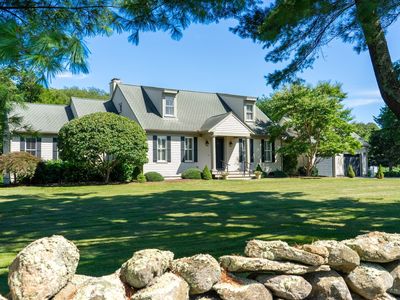 557 Smith Neck Rd