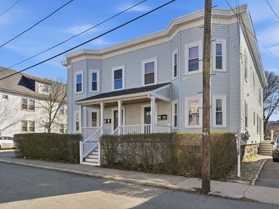 18 Phelps St #1
