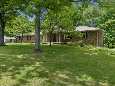 Property at 1018 Woodmont Dr, Dickson, TN