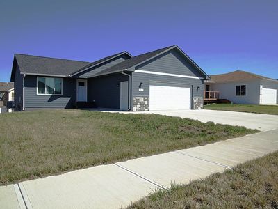 Property at 912 Trojan Ave, Hartford, SD