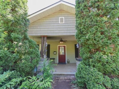 Property at 1009 N Main St, Abbeville, SC