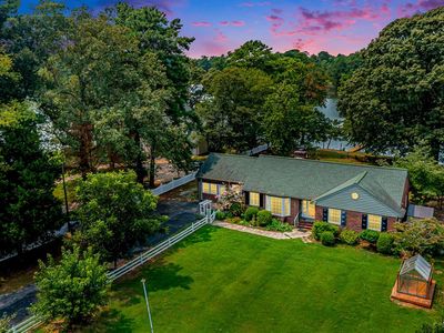 716 Buzzards Point Rd