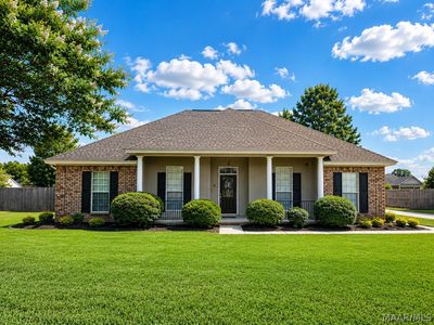 Property at 60 Sunfest Dr, Deatsville, AL