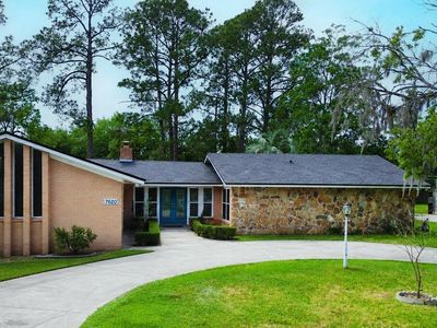 7620 DUCLAY FOREST Drive W