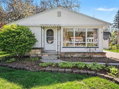 1302 Green Ave