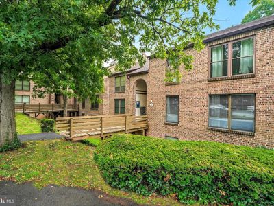 12 Fairway Rd