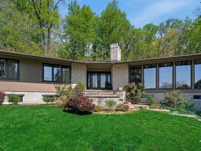 38 Farview Rd