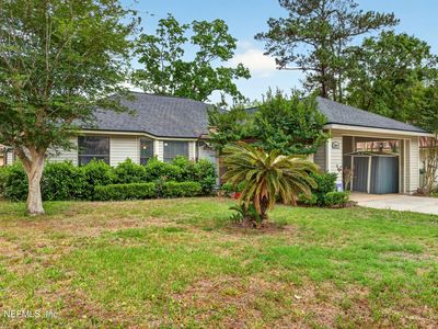 8849 VICTORIA LANDING Drive W