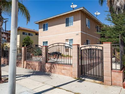 11153 Sherman Way