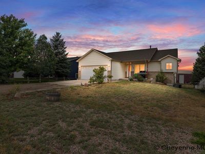 1112 Crescent Dr
