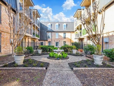 2425 Underwood St APT 242