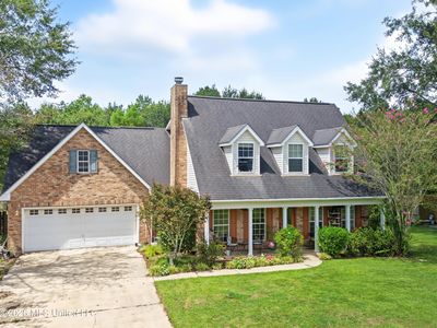 17425 Marian Ct