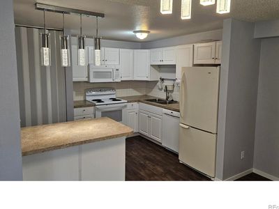 925 Columbia Road Bldg B #212