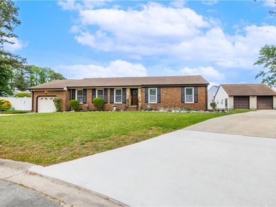 4211 Redfern Ln