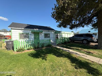 1513 S 9th Ave