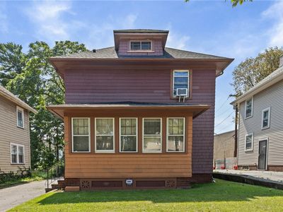 35 Malling Dr