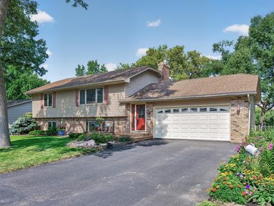 6227 Annapolis Ln N