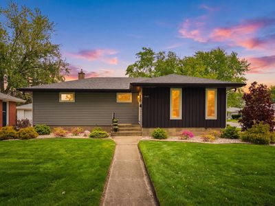 9247 Cottage Grove Ave