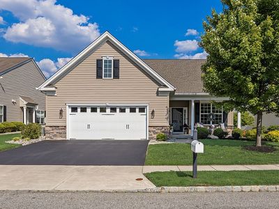 38 Montclaire Rd