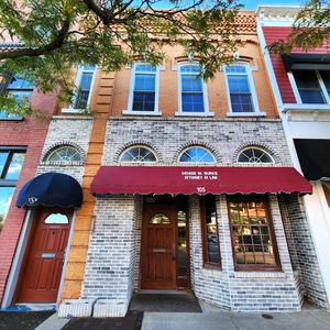 105 N 2nd Ave
