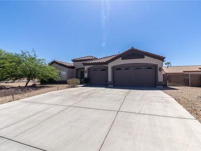 3882 Surrey Hills Ln