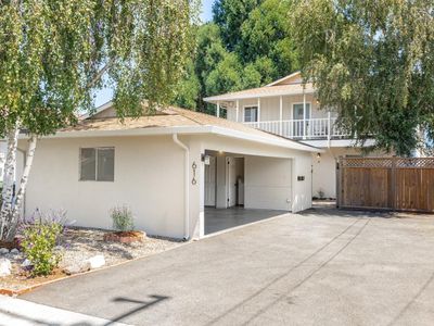 616 Oak Dr APT A
