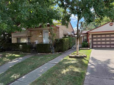 516 E Woodward Hgts Blvd