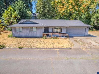 304 Boone Rd SE