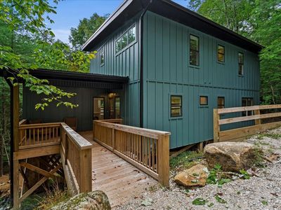 251 Sunset Rdg