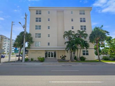 1901 S Ocean Dr APT 303