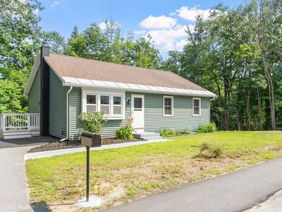 399 Maple St