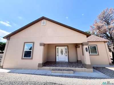 302 E Mescalero Rd