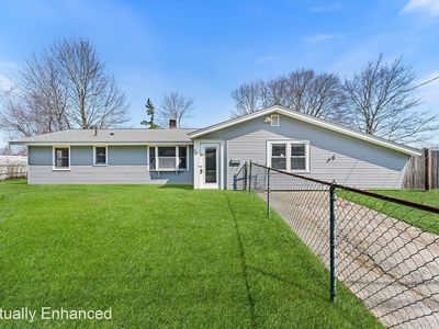 98 Brookfield Dr