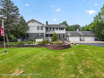 1541/1543 N Michigan Rd
