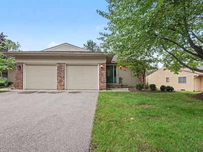 2130 Cranbrook Dr NE