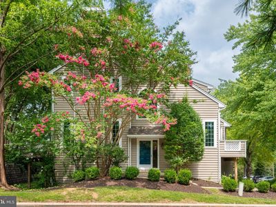 53 Cabot Dr
