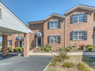 102 Car Mol Dr APT 15